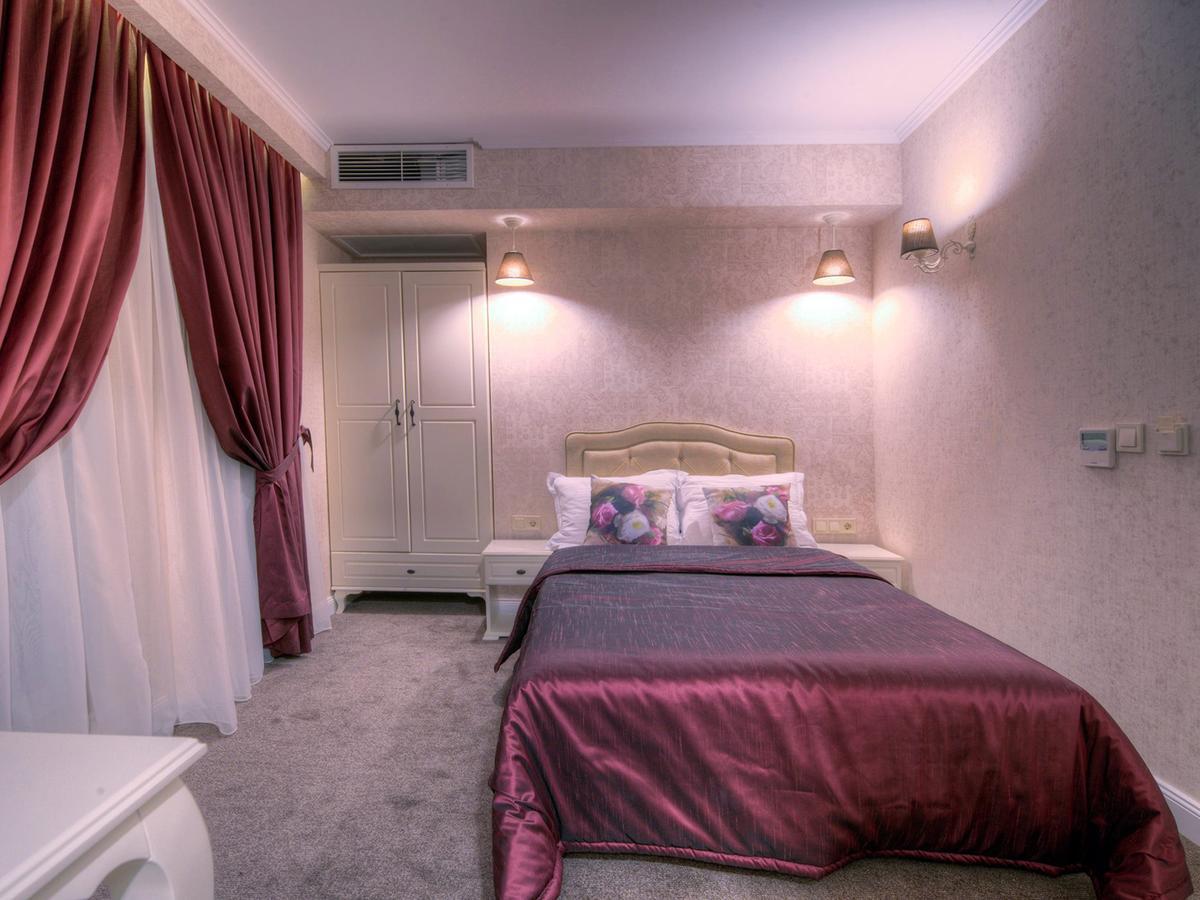 Family Hotel Agoncev Sofia Bagian luar foto