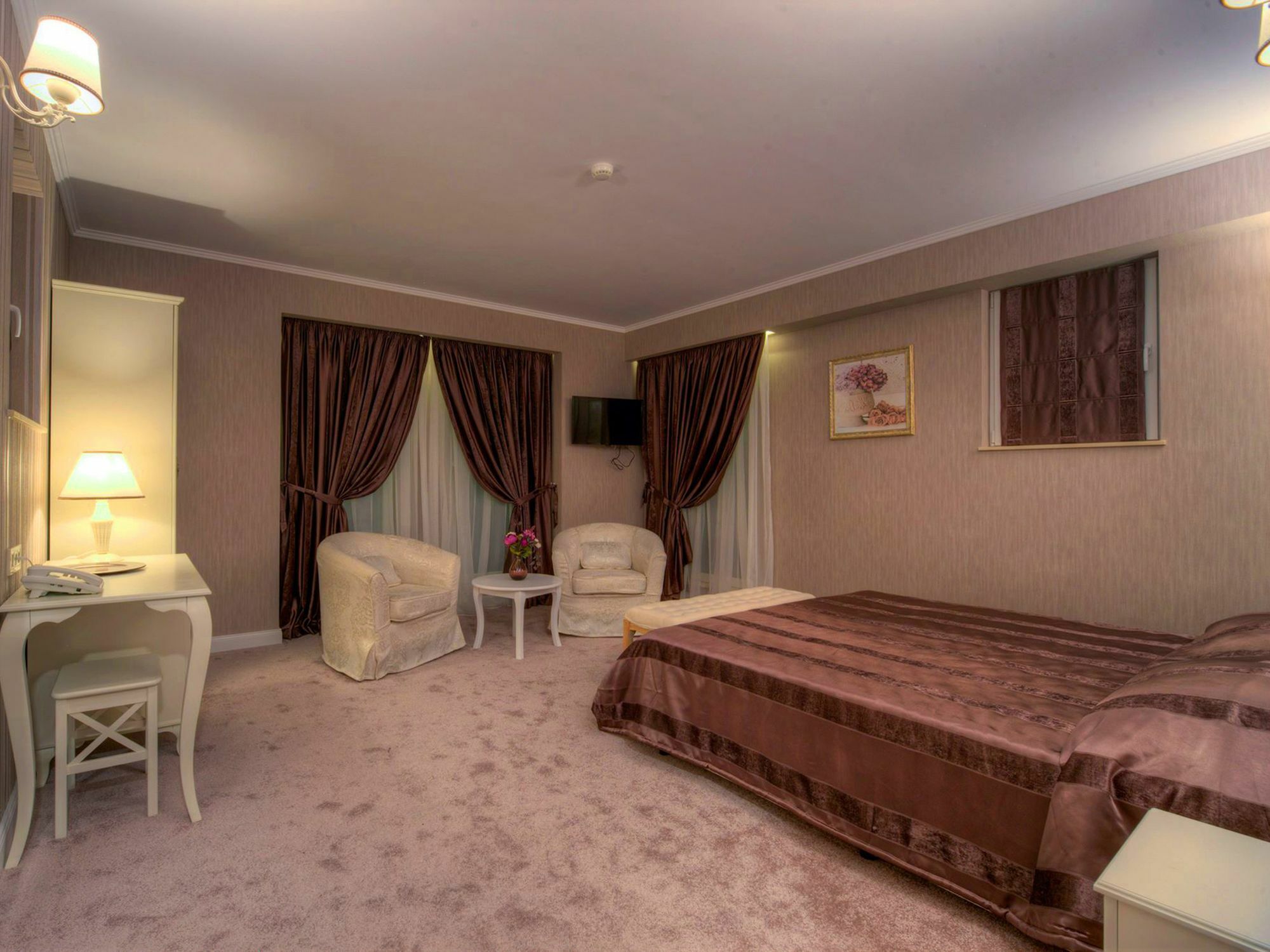 Family Hotel Agoncev Sofia Bagian luar foto