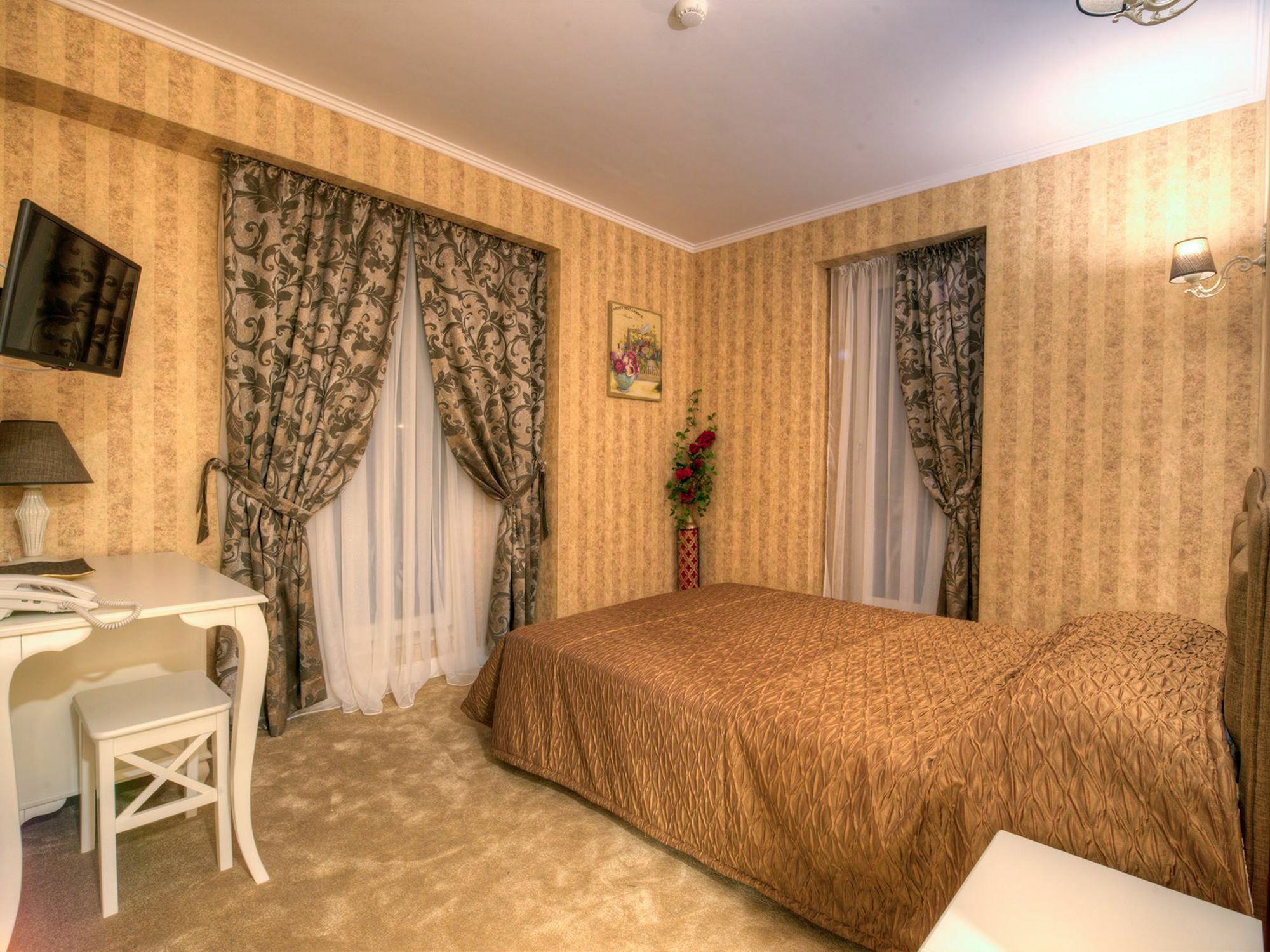 Family Hotel Agoncev Sofia Bagian luar foto